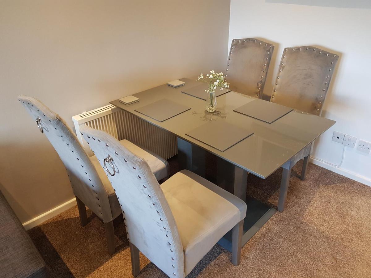 Bowness On Windermere, Lovely Apartment For 4 With Parking Exterior foto